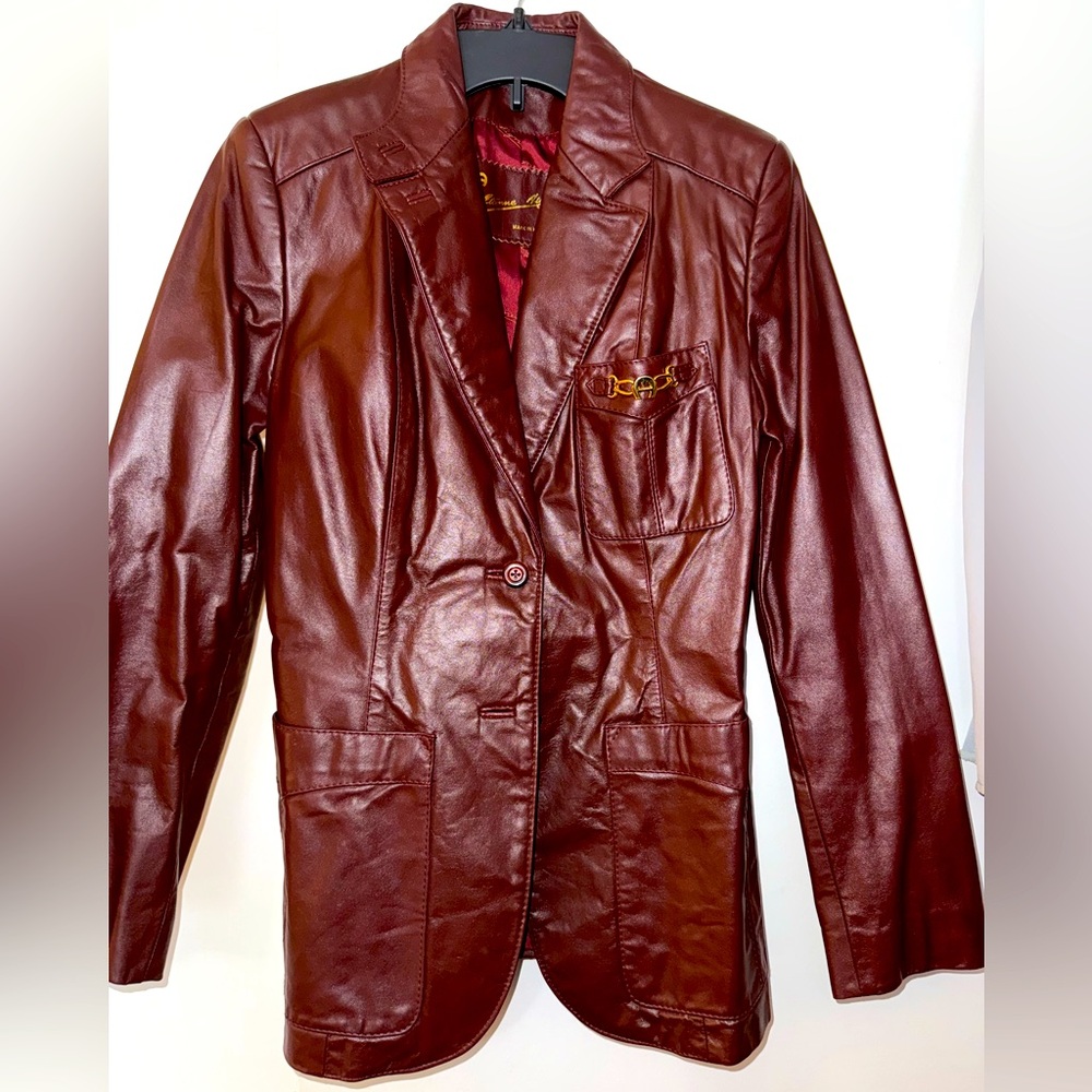 Etienne Aigner vintage burgundy leather blazer jacket Ladies Sz 8 Never worn!